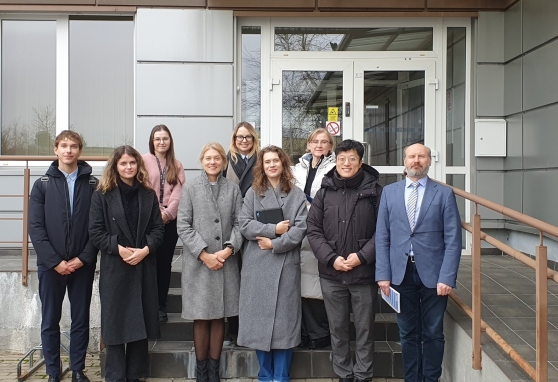 Pietų Korėjos įmonės atstovas pristatė erdvinės transkriptomikos galimybes